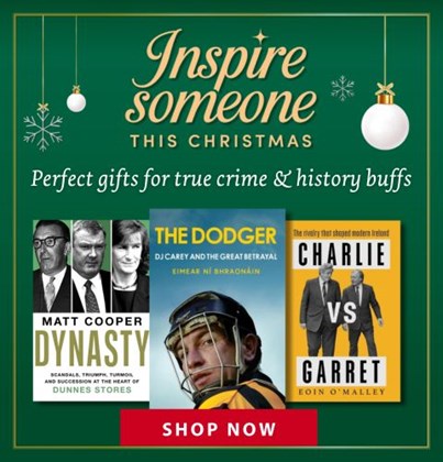 Books as Christmas gifts - bestselling crime fiction & thrillers this christmas