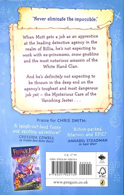 Clarity Jones And The Magical Detective Agency P/B by Chris Smith