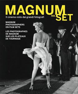 Magnum Sul Set by Elliot Erwitt