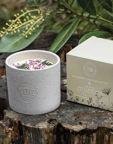 Candles and diffusers 