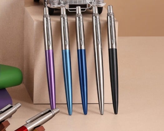 parker-pens-carousel-slide-image 