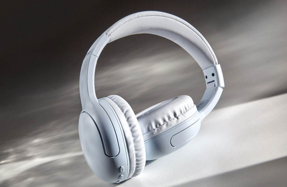 Back To College: Headphones Image Teaser