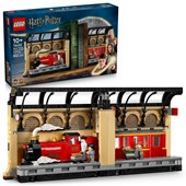 LEGO Harry Potter Book Nook: Hogwarts Express 76450
