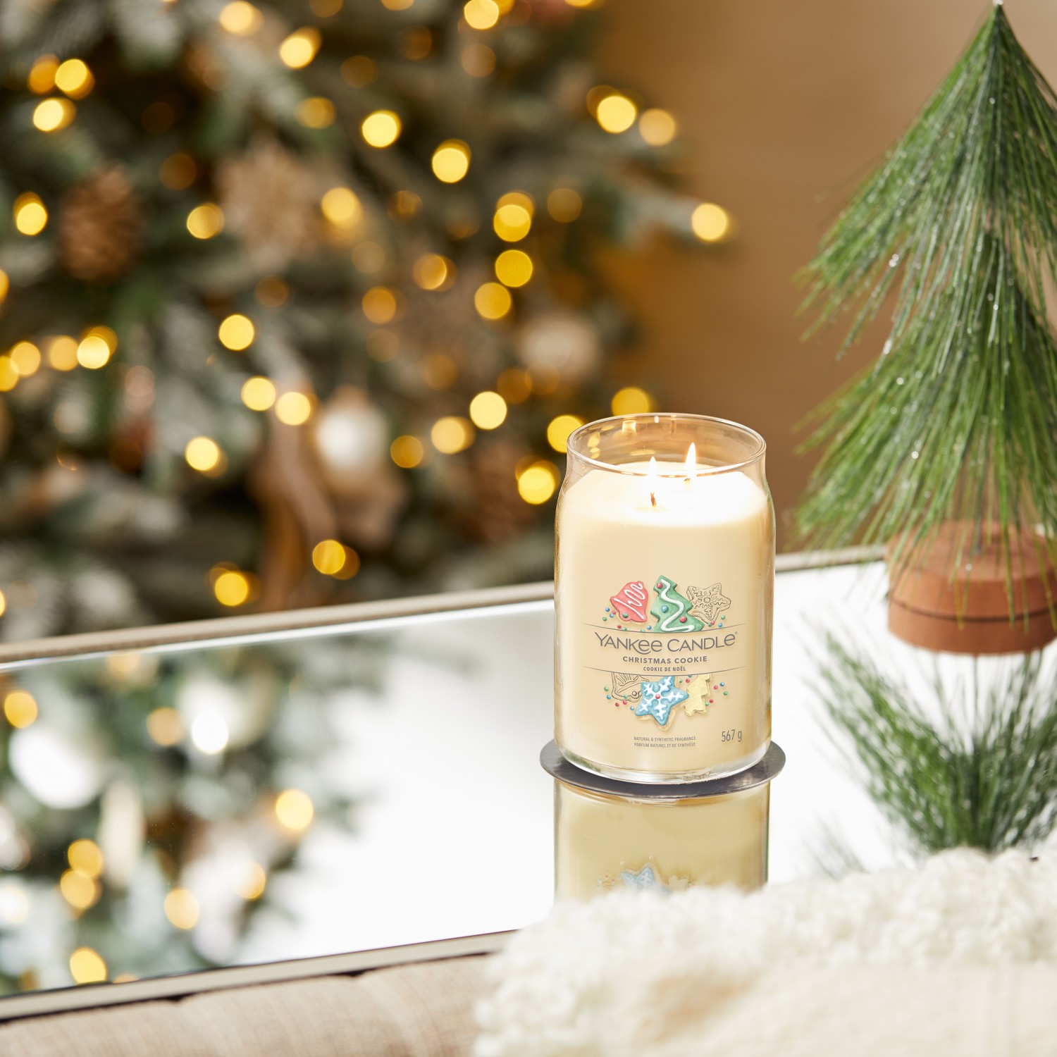 Yankee Candle Signature Geurkaars | Gesponnen Sugar Flurries Grote Pot Kaars met Dubbele Wicks | Soja Wax Blend Lange Brandende Kaars